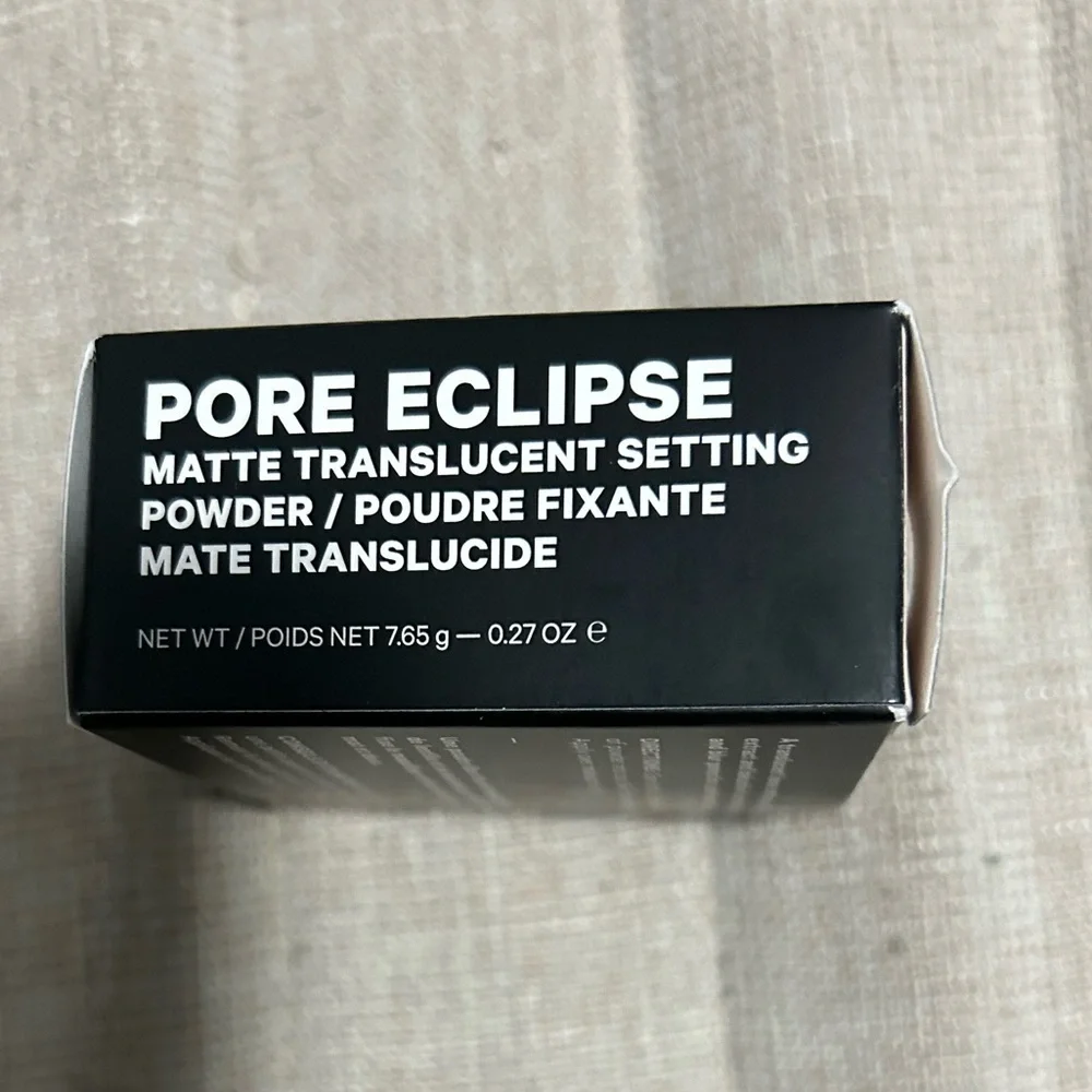 New in Box Milk Makeup Pore Eclipse Matte Translucent Light Setting Powder